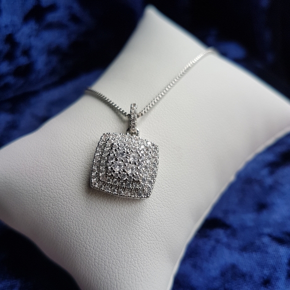 Swarovski Elements 925 Sterling Silver Square Pave Pendant Necklace NEW - Picture 1 of 12